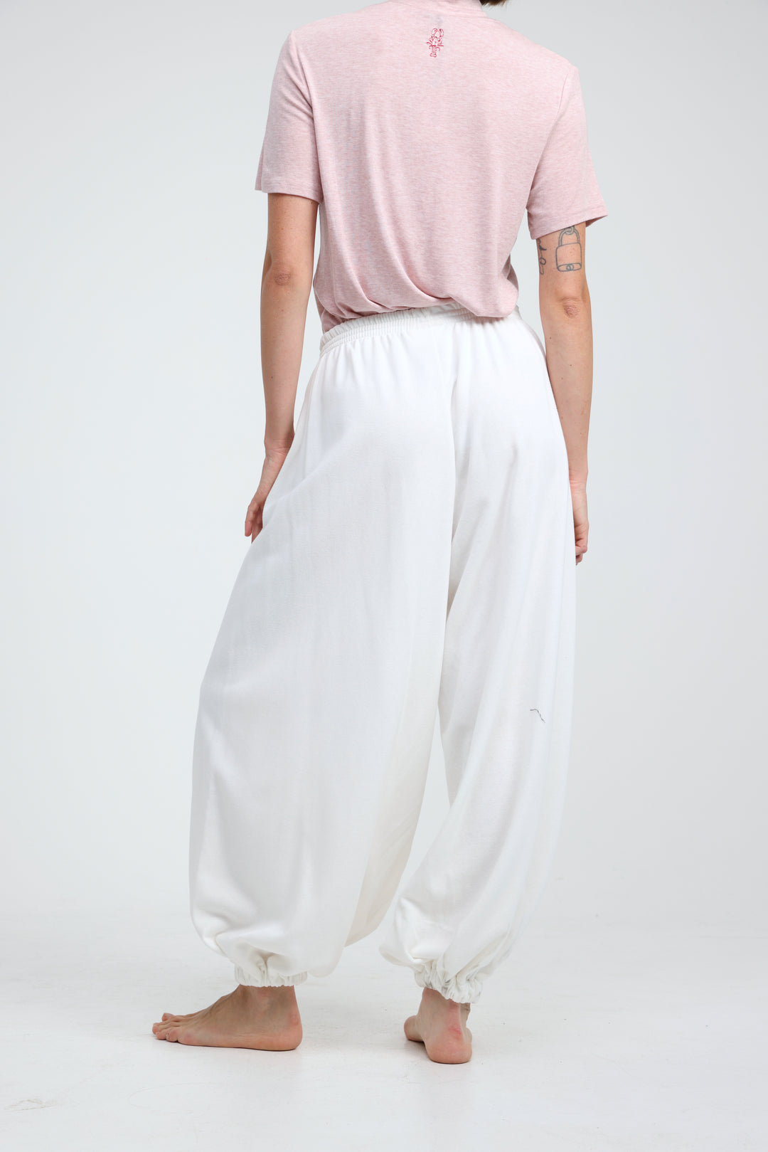 Clean40 White Balloon Joggers