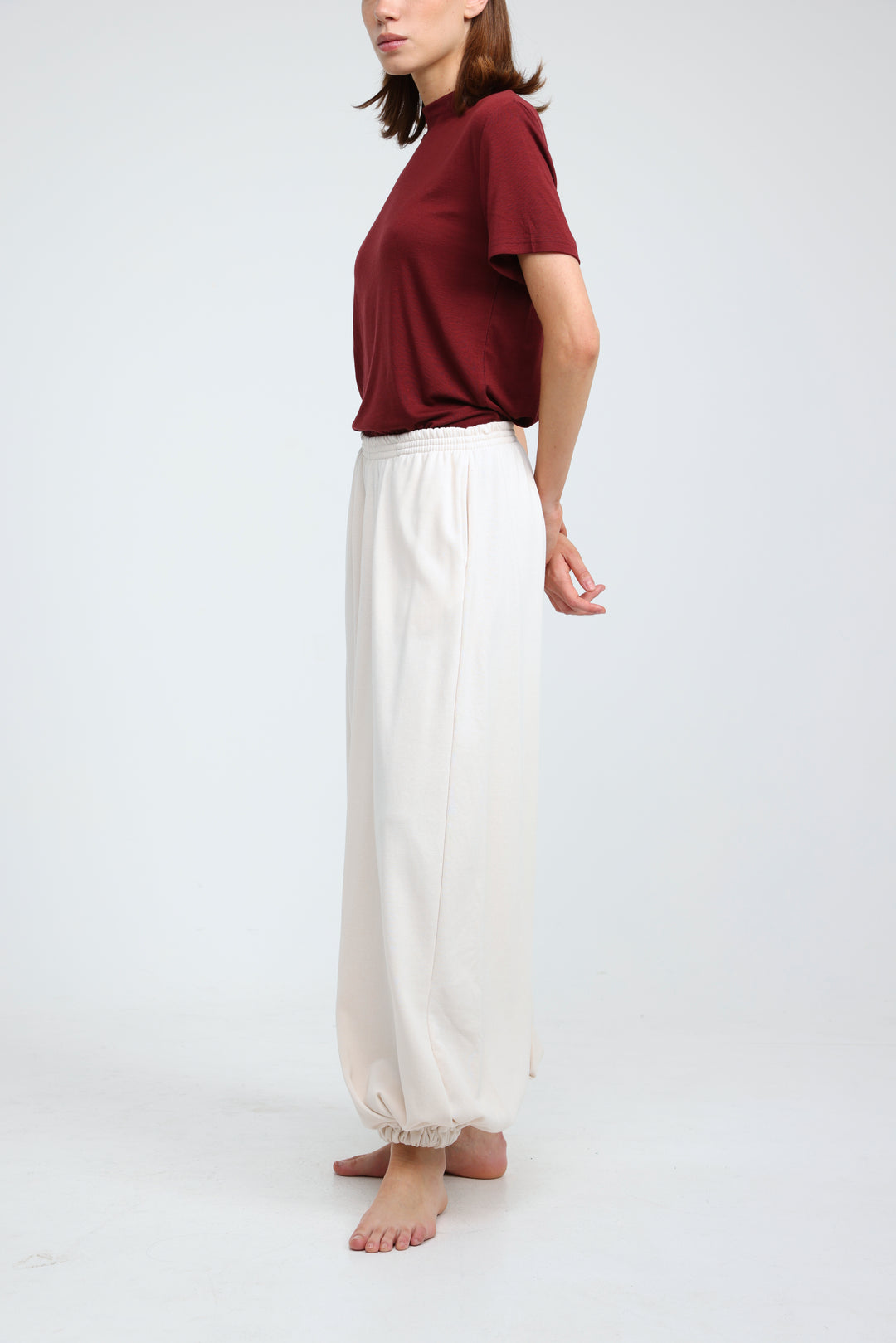 Clean40 Cream Balloon Joggers