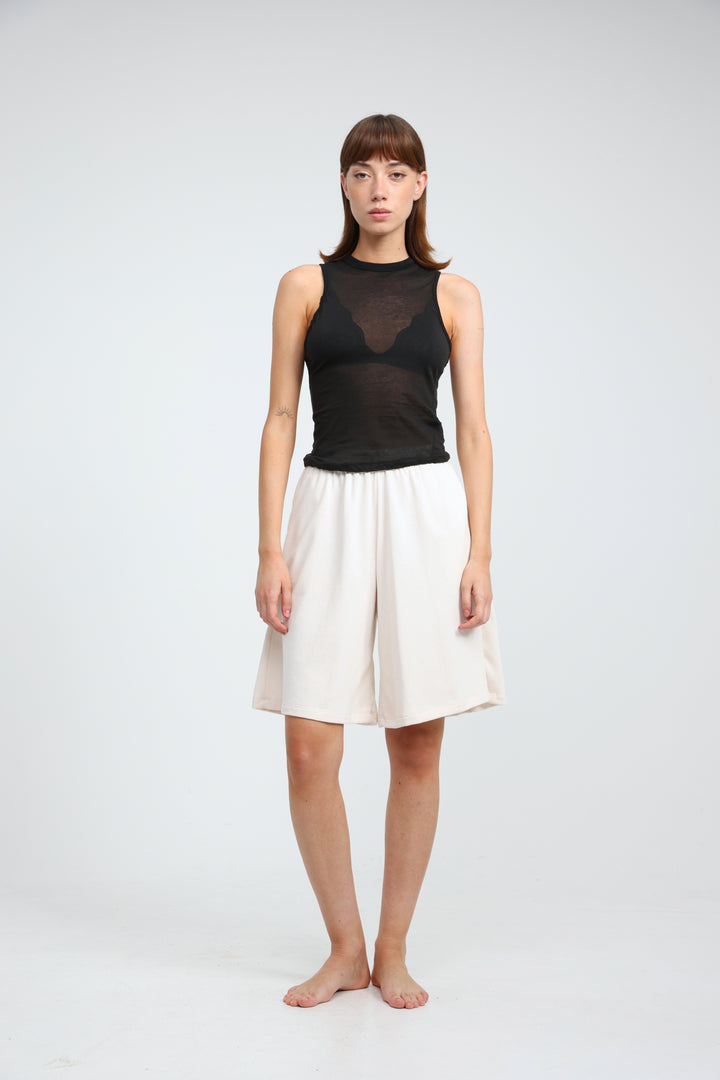 Clean37 Cream Wide Bermuda Shorts