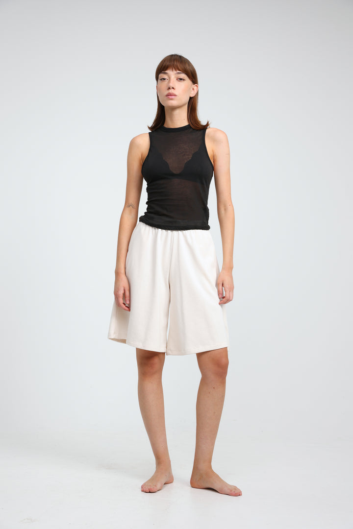 Clean37 Cream Wide Bermuda Shorts