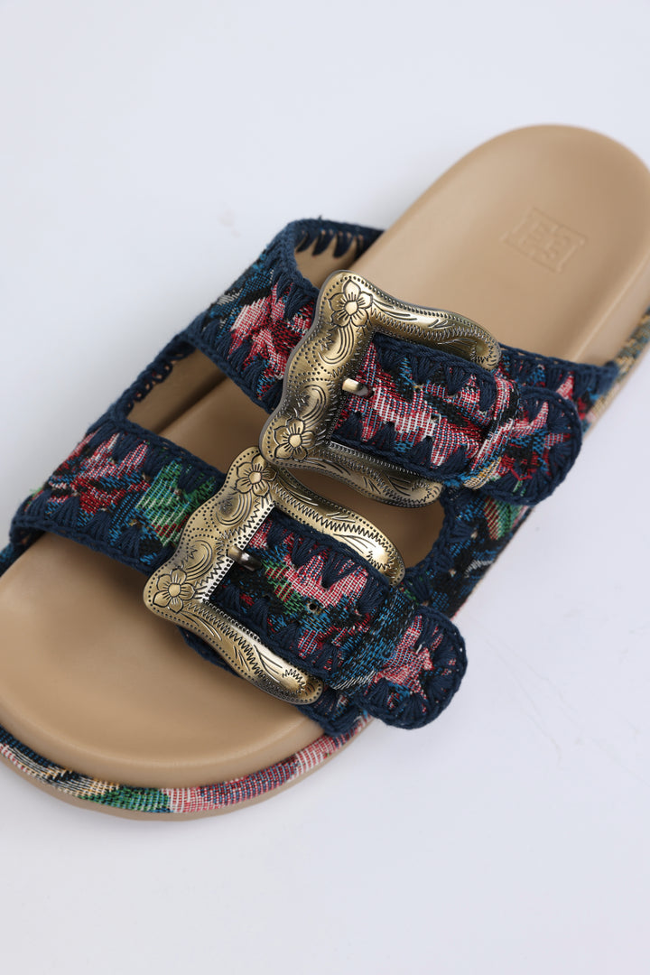 Engraved Buckle Floral Sandals