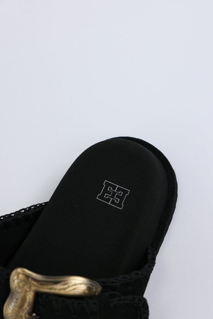 Engraved Buckle Black Sandals
