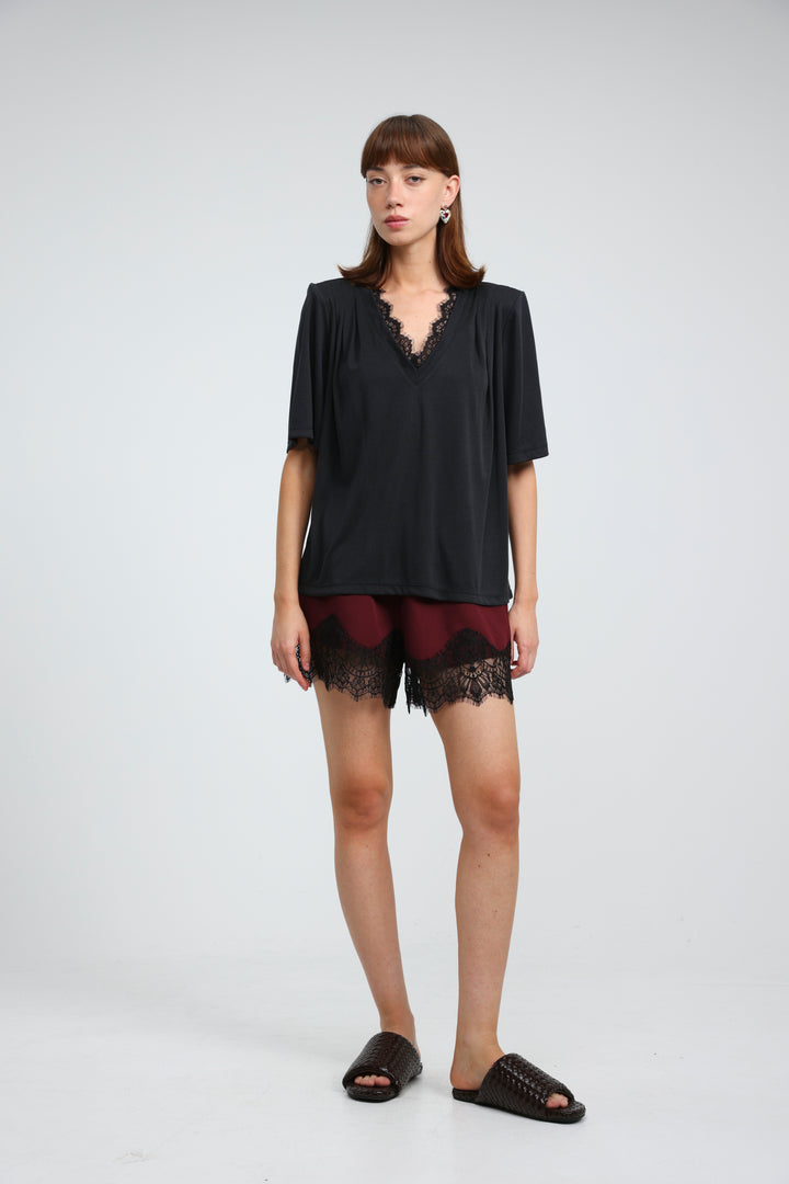 Toffee Wine Shorts
