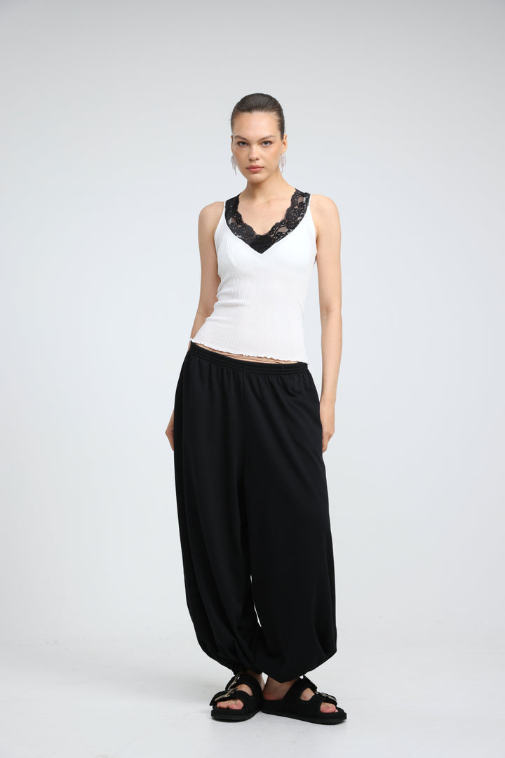 Sweetheart White/Black Tank