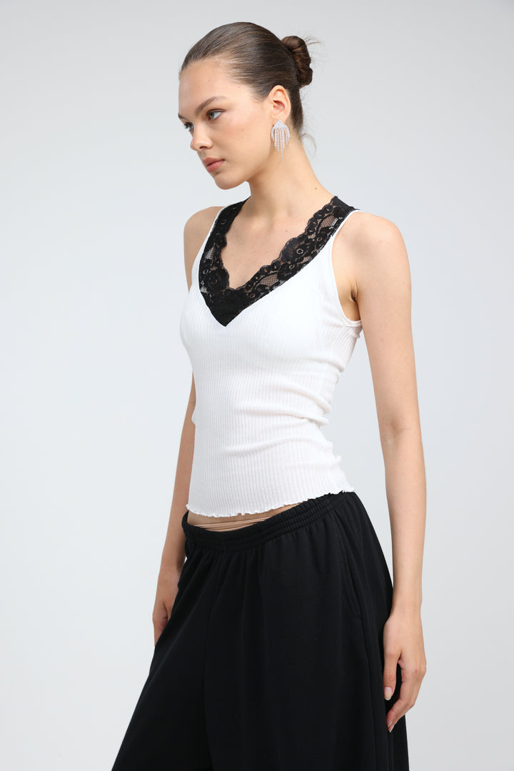 Sweetheart White/Black Tank