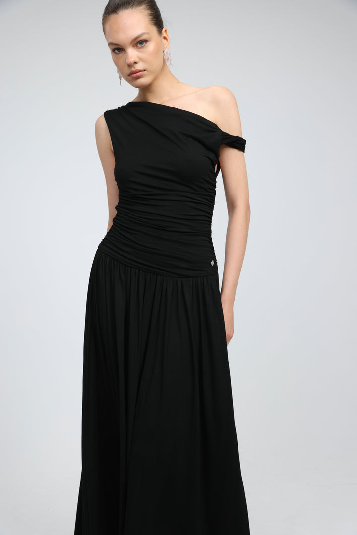 Amour Black Dress