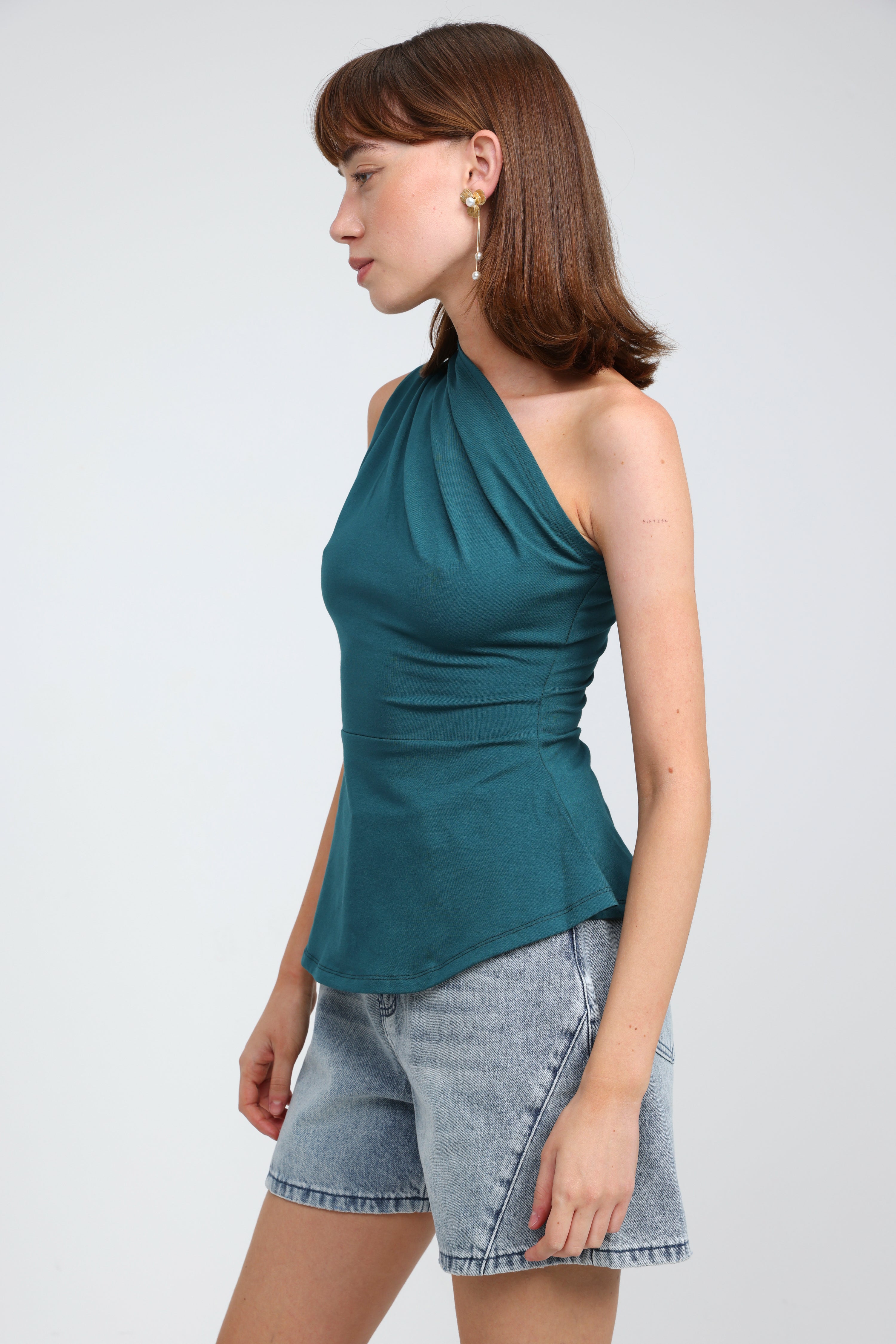 【新品】meer. SHOULDER GATHERED TOP(BLE GRY) Romance Green One Shoulder Top – SEESTARZ