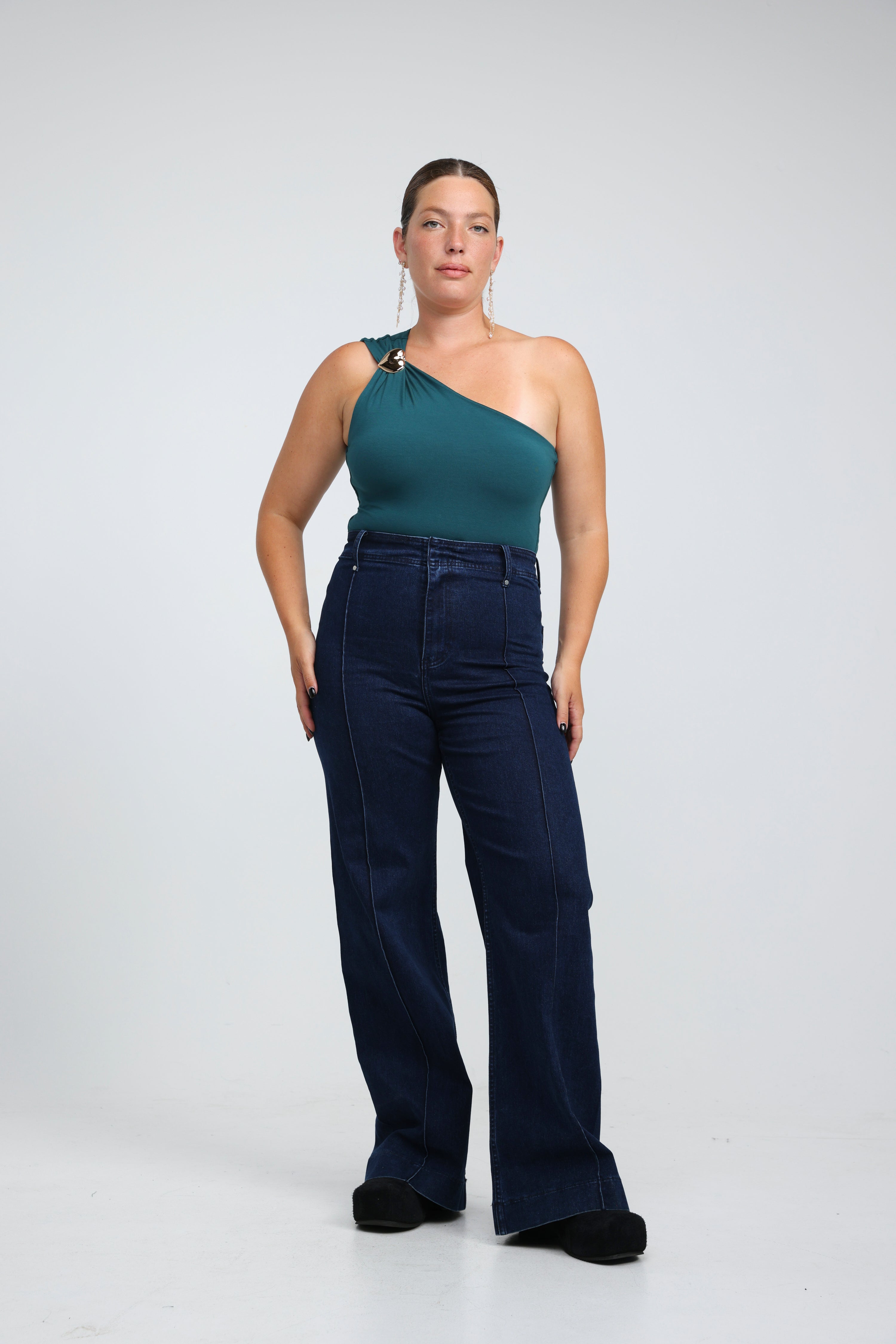 Spotlight Black One Shoulder Bodysuit – SEESTARZ