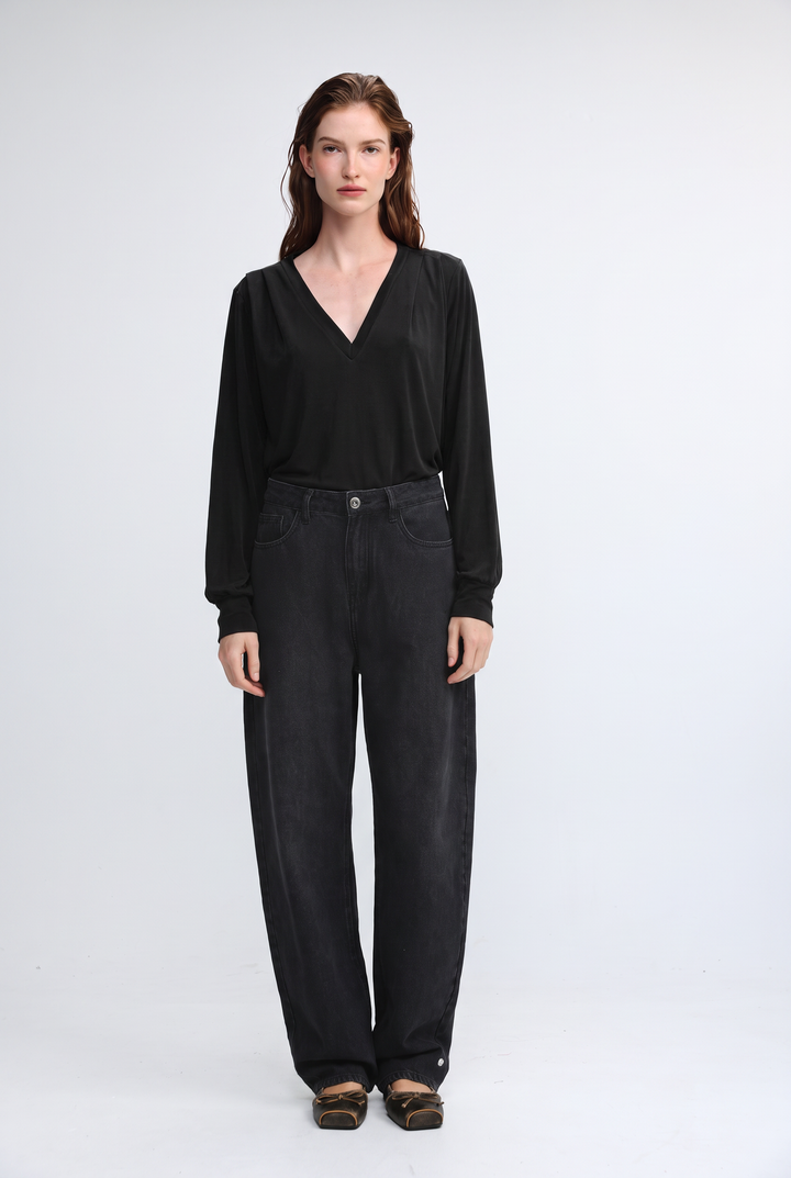 Just V Black Shirt