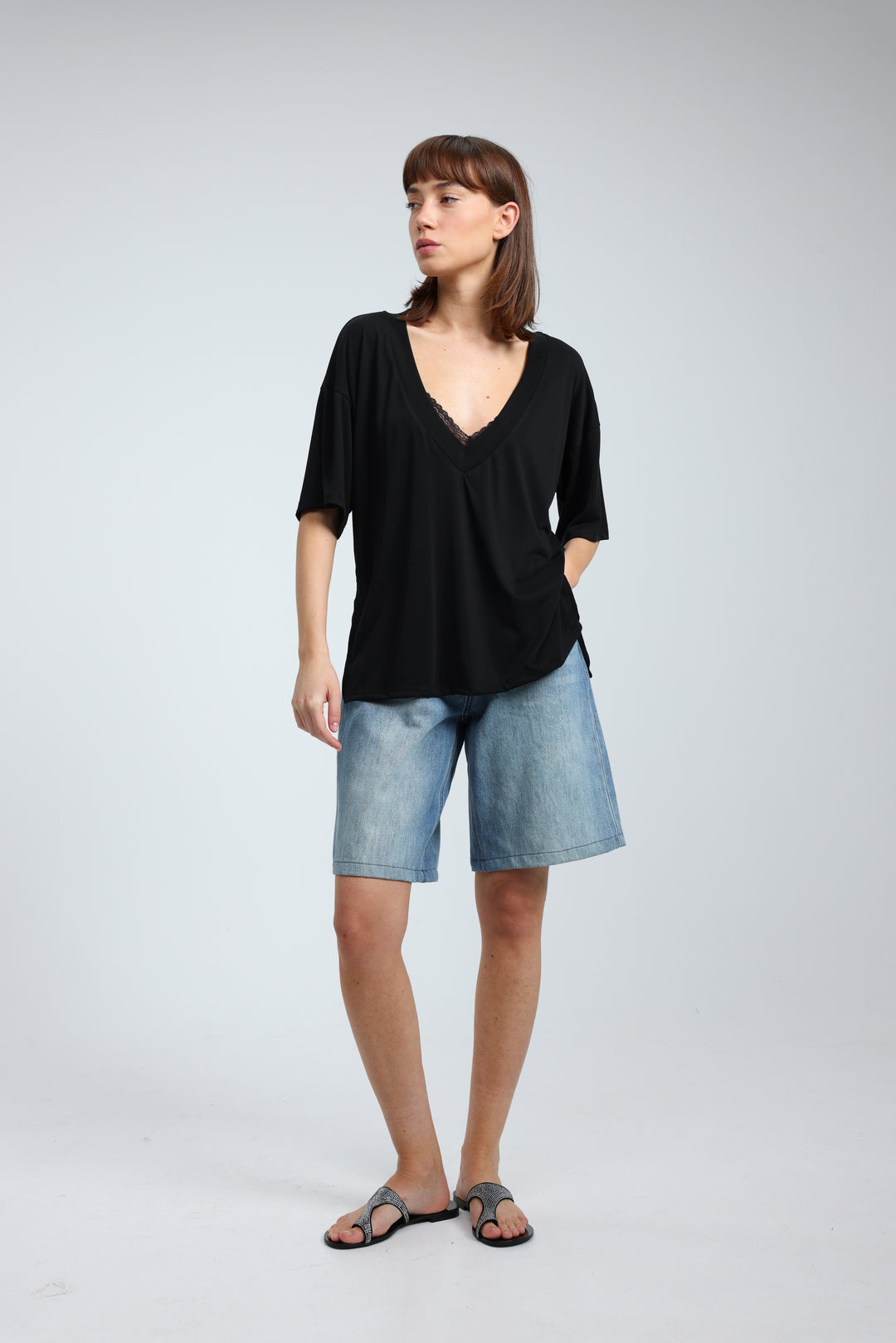 Clean32 Black V T-Shirt