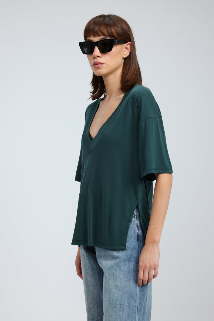 Clean32 Green V T-Shirt
