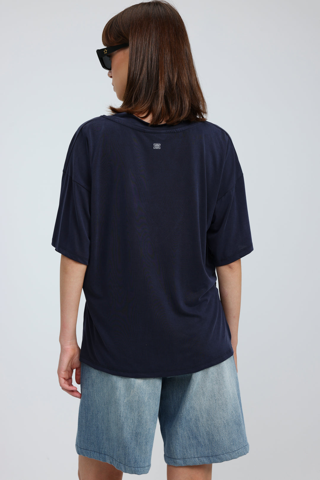 Clean32 Navy V T-Shirt