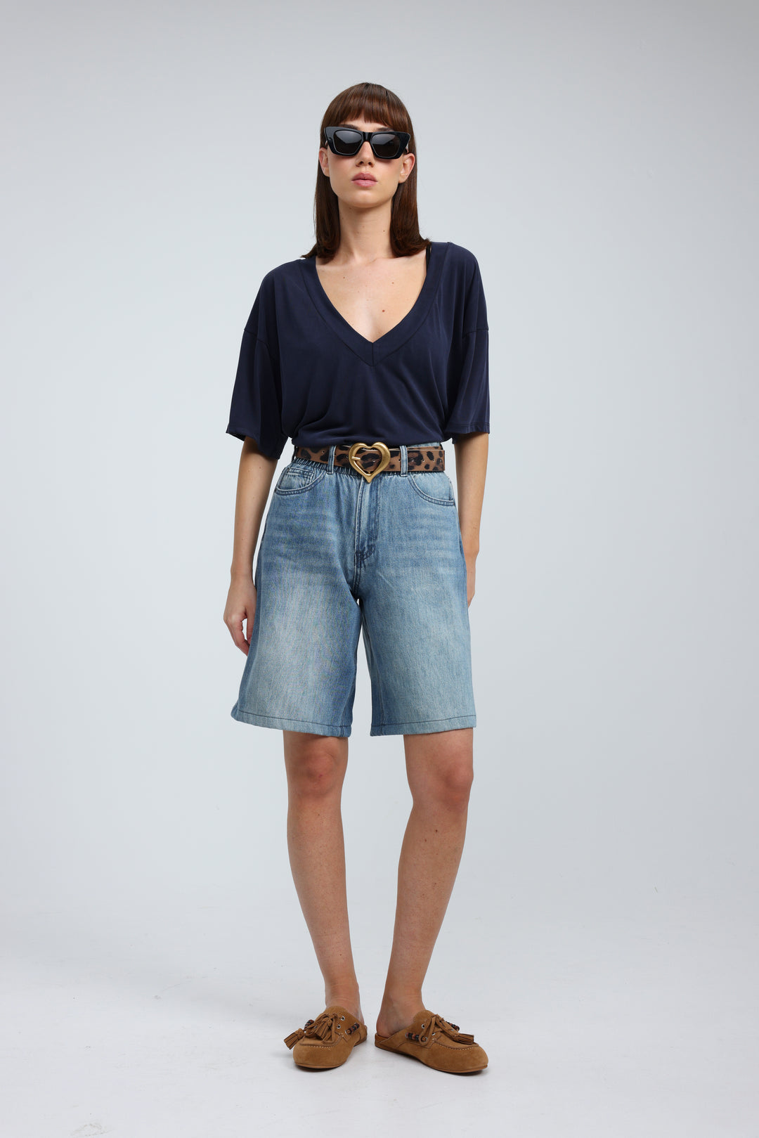 Clean32 Navy V T-Shirt