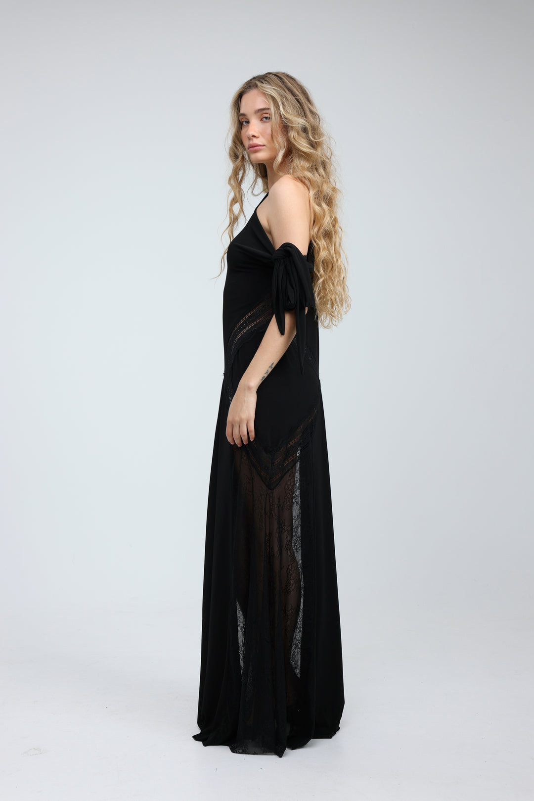 Hagarus Black Dress