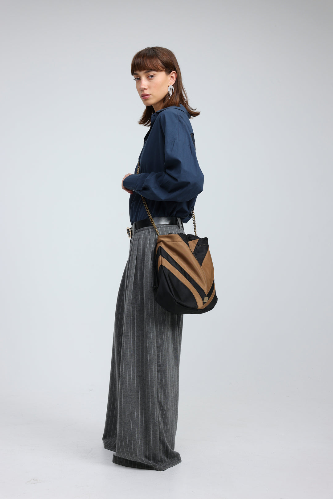 Chevron Black/Camel Side Bag
