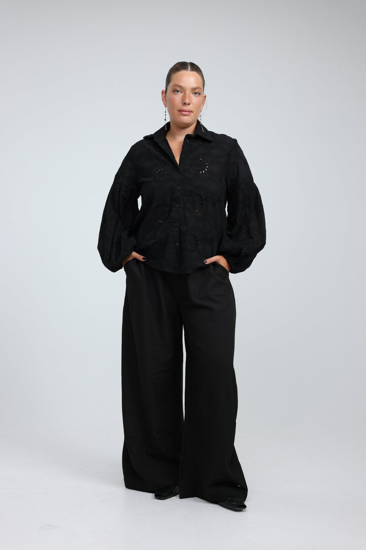 Revision Black Buttoned Shirt