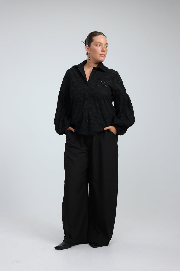 Revision Black Buttoned Shirt