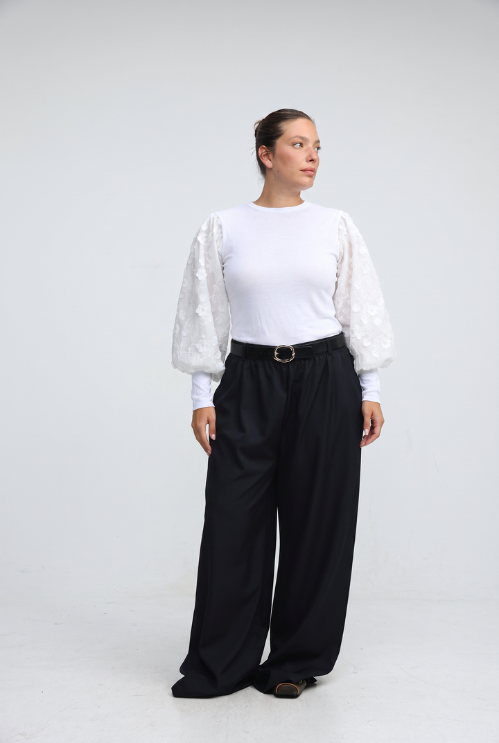 Presentation Black Shirt