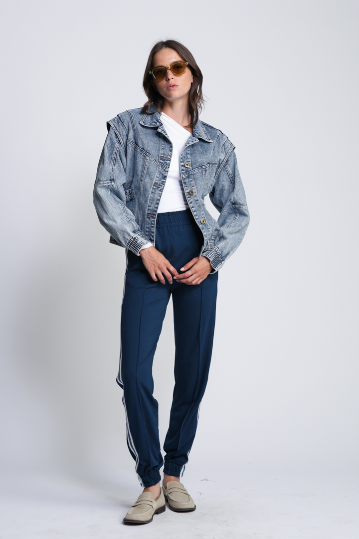 ג'קט ג'ינס תכלת Light Blue Denim Jacket