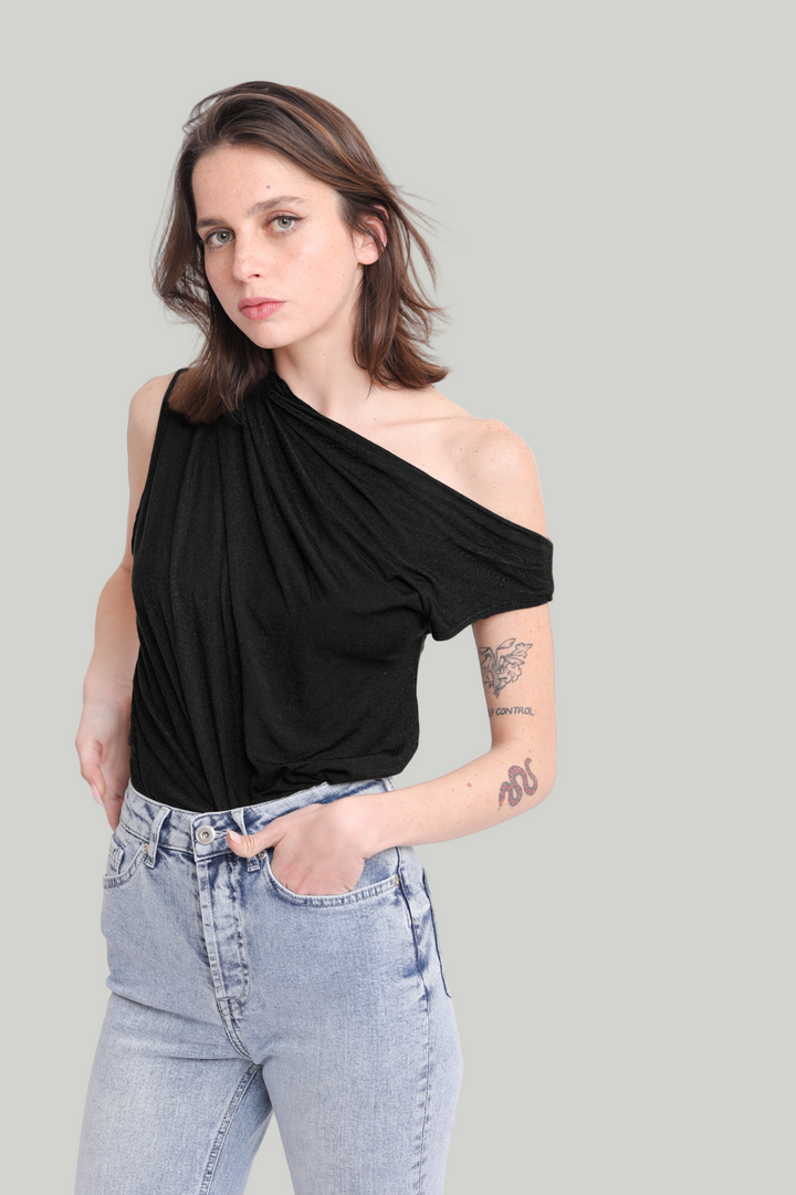 Twist Black Top