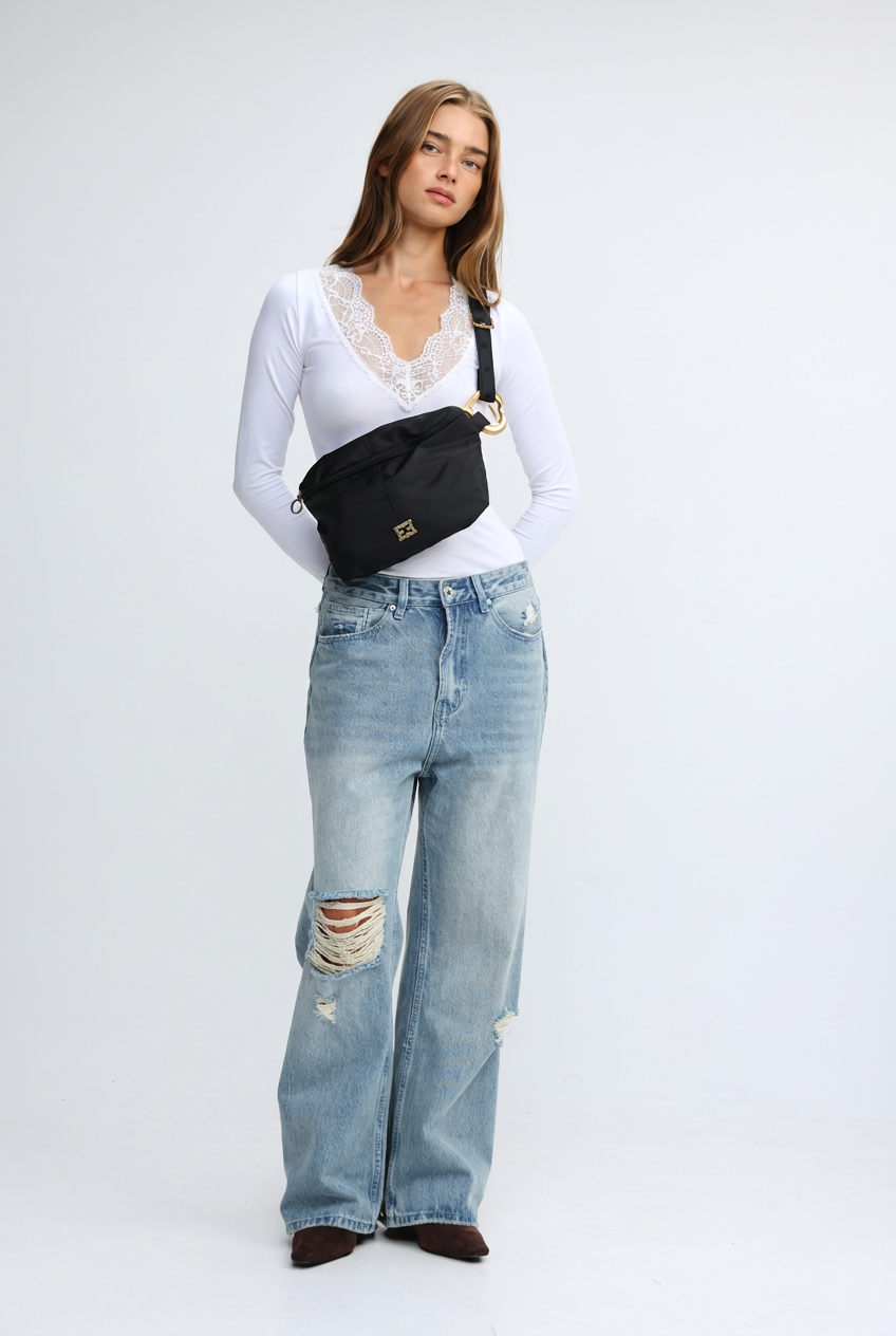 Heart Buckle Black Belt Bag