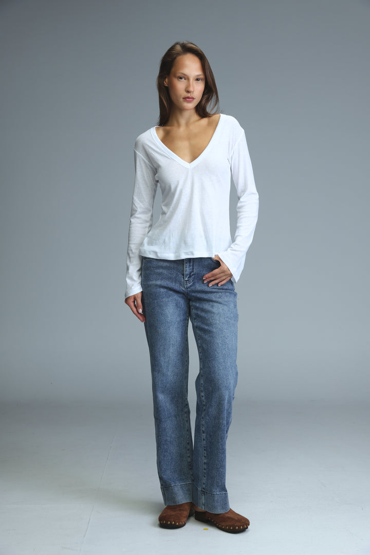 Saba13 White V Shirt