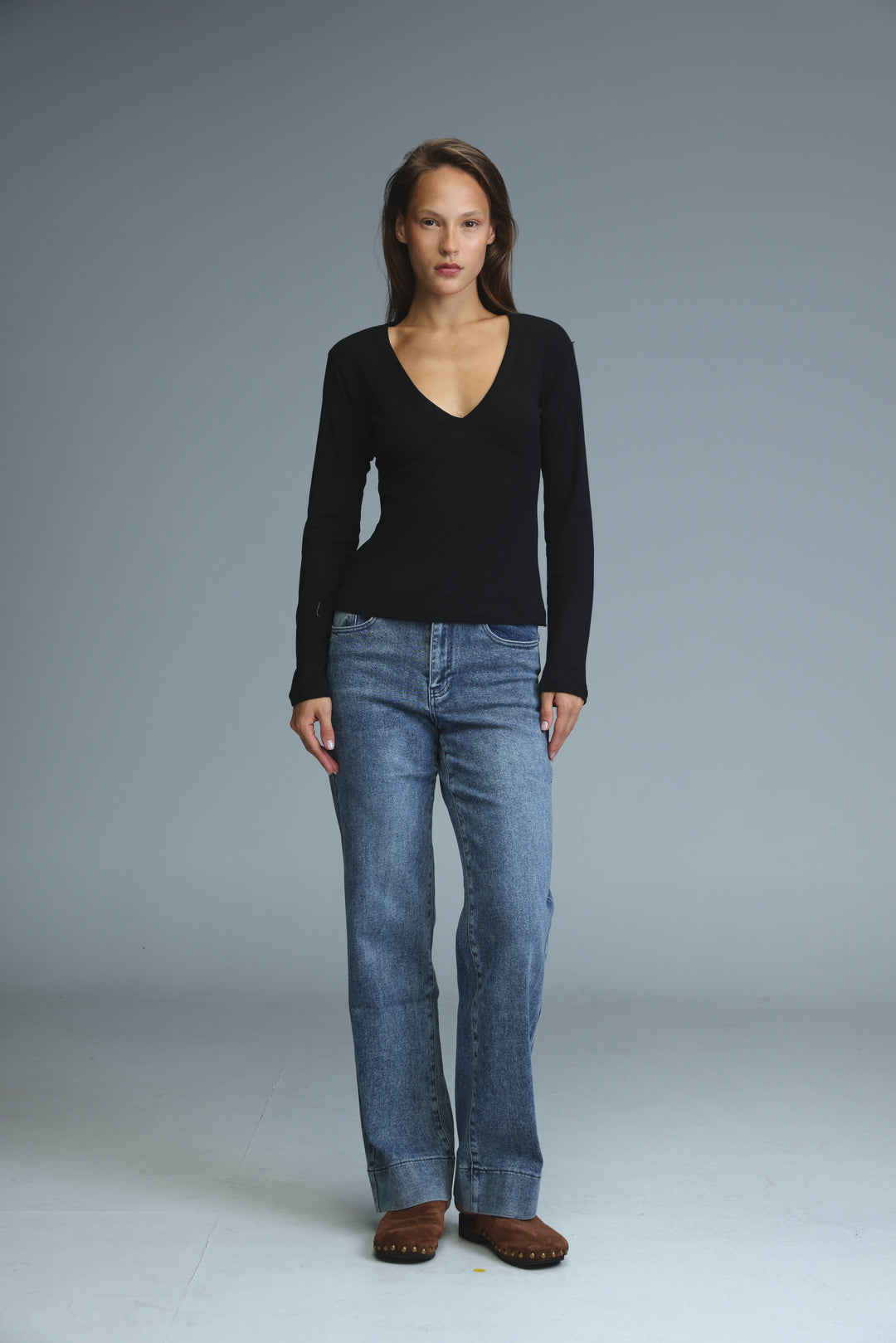 Saba13 Black V Shirt