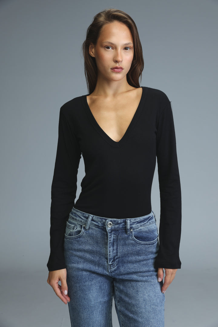 Saba13 Black V Shirt