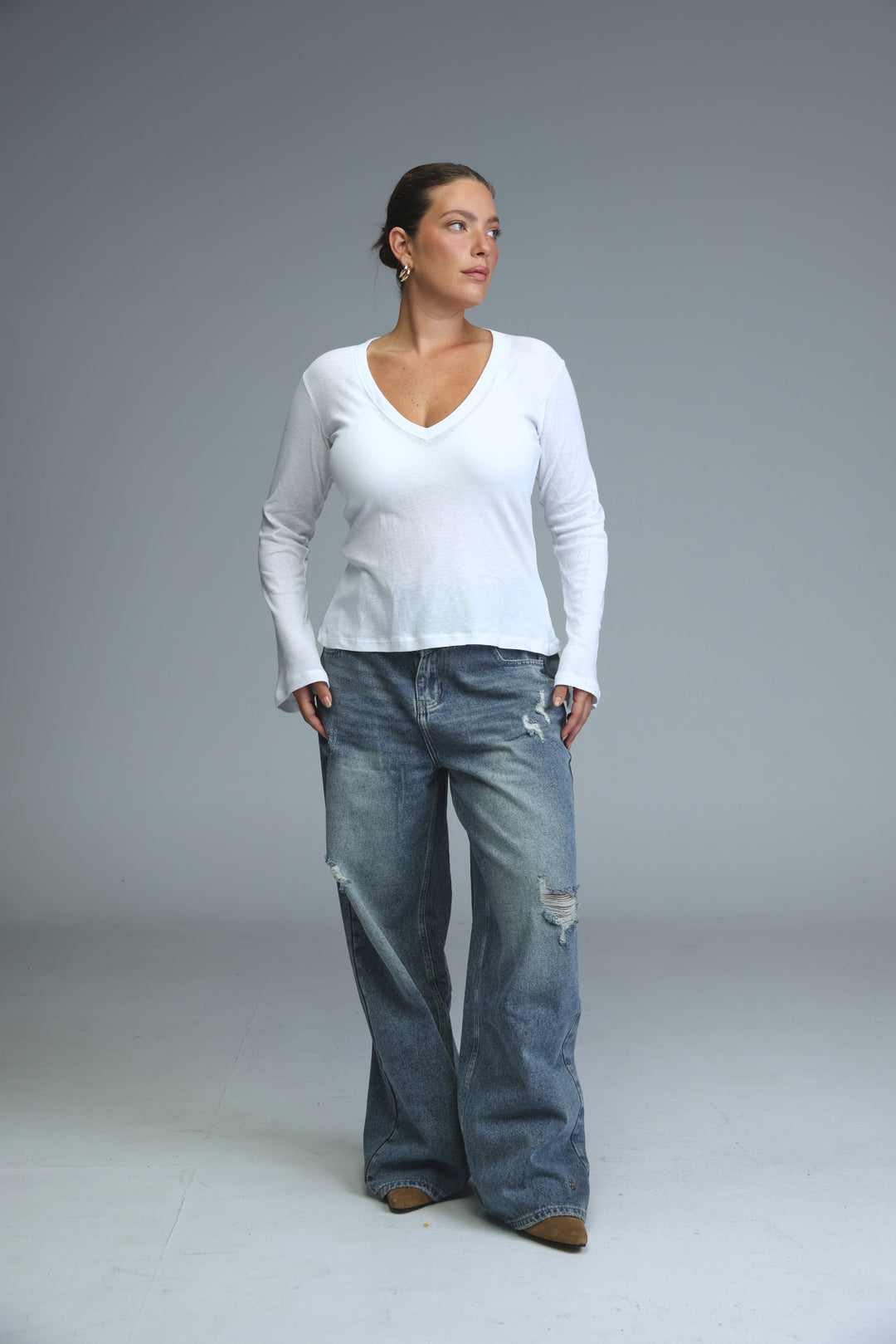Saba13 White V Shirt