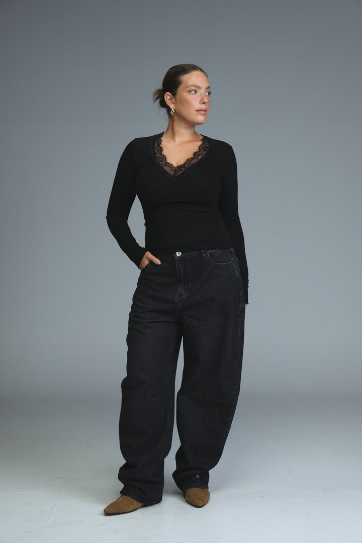 Skin Black Shirt