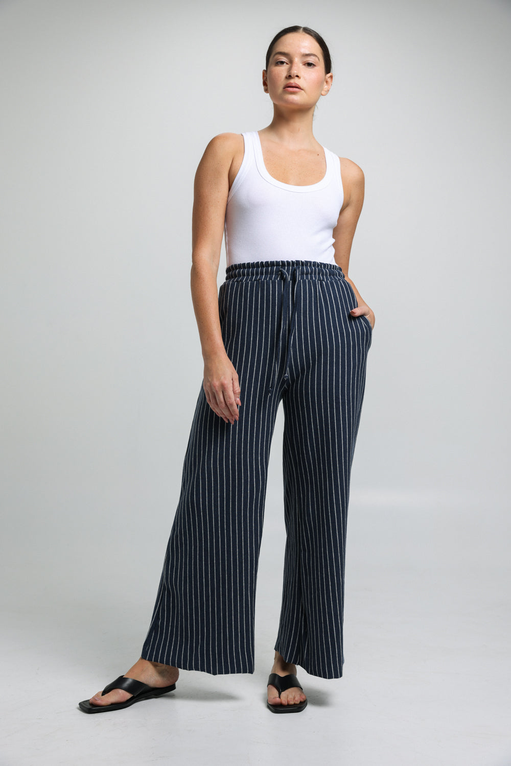 מכנס פסים לבית דגם Om Navy Stripes Bottoms