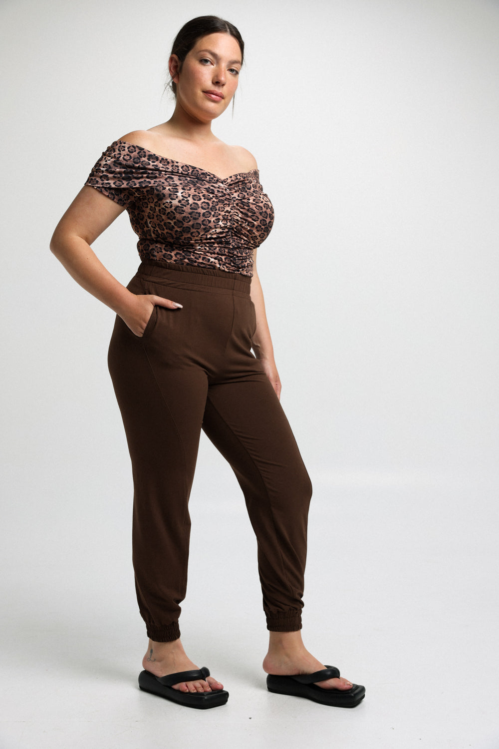 Excellent Leopard Joggers