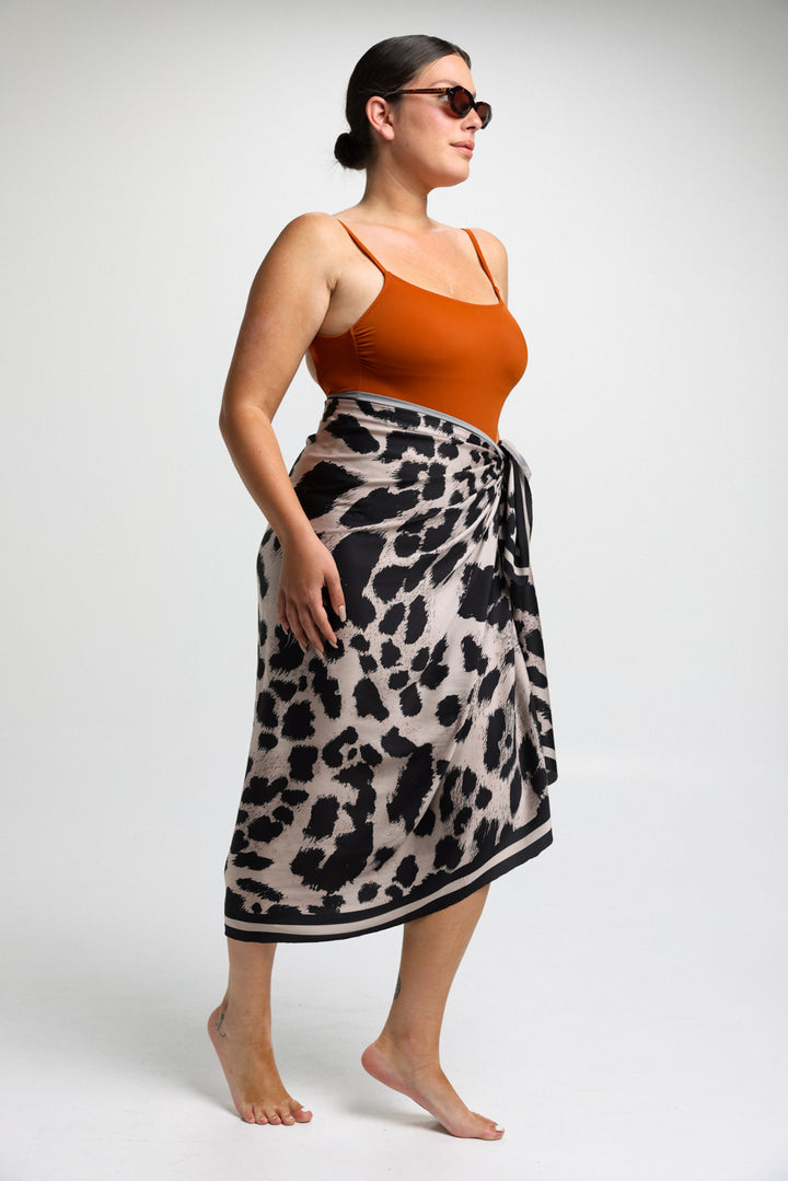סארונג לבריכה Black Sarong 