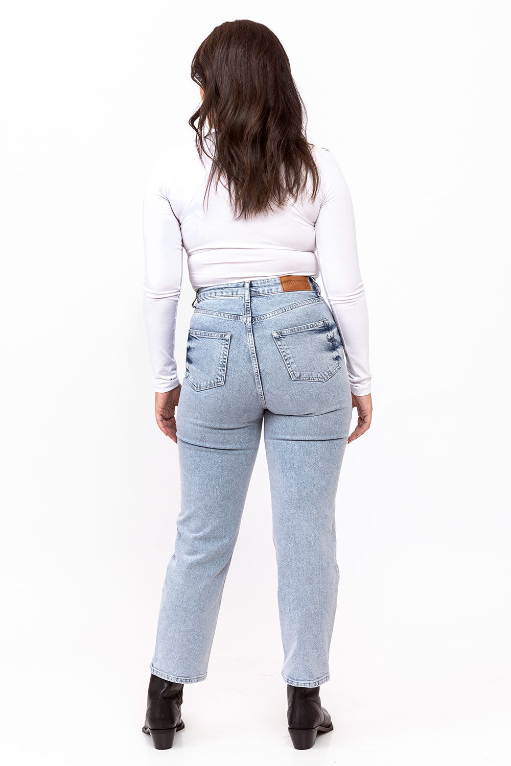 ג'ינס לנשים גזרת קרסול דגם Ankle Light Blue Denim מידה לארג'