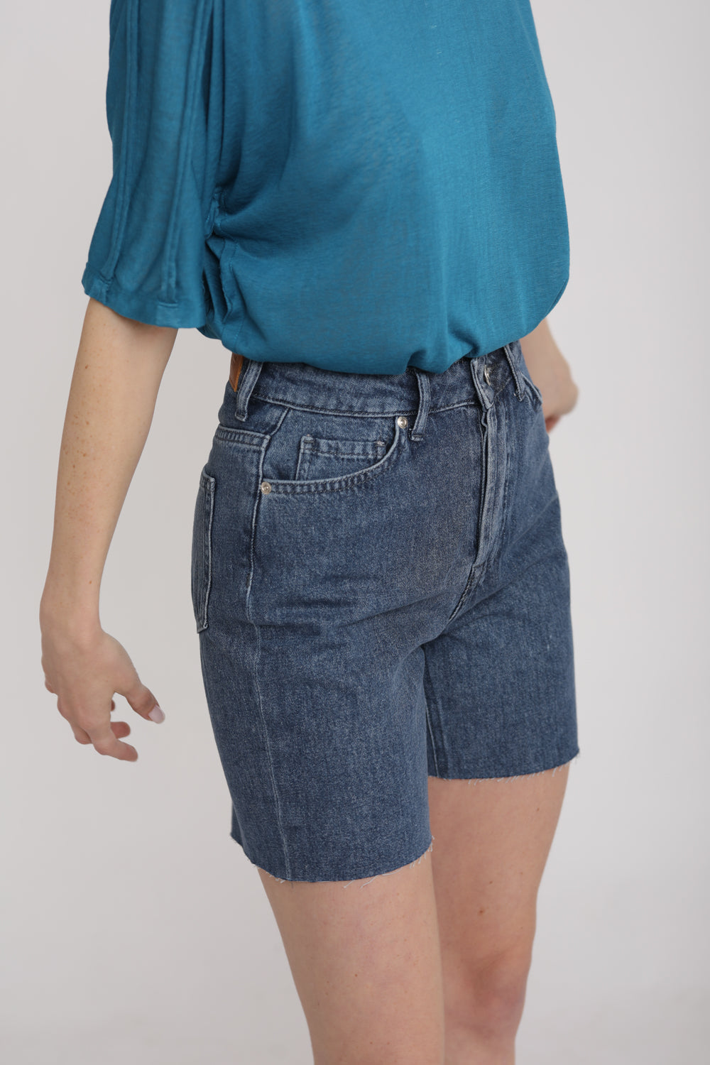ג'ינס באגי קצר Short Baggi Blue Denim מידה XS