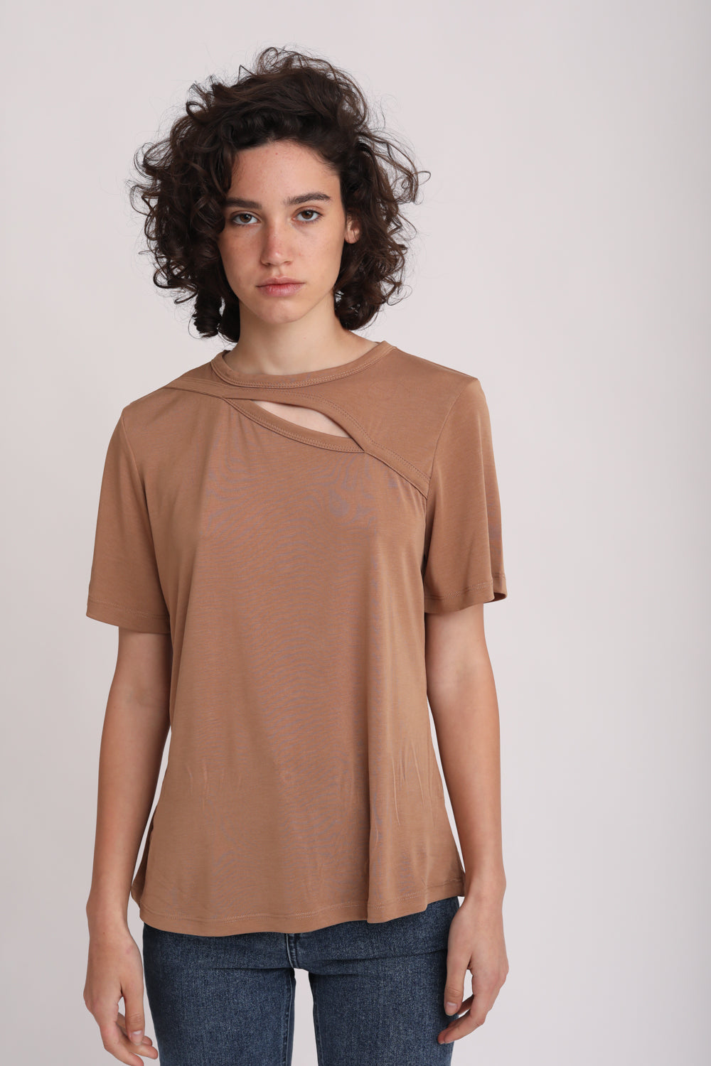 Globe Camel T-Shirt