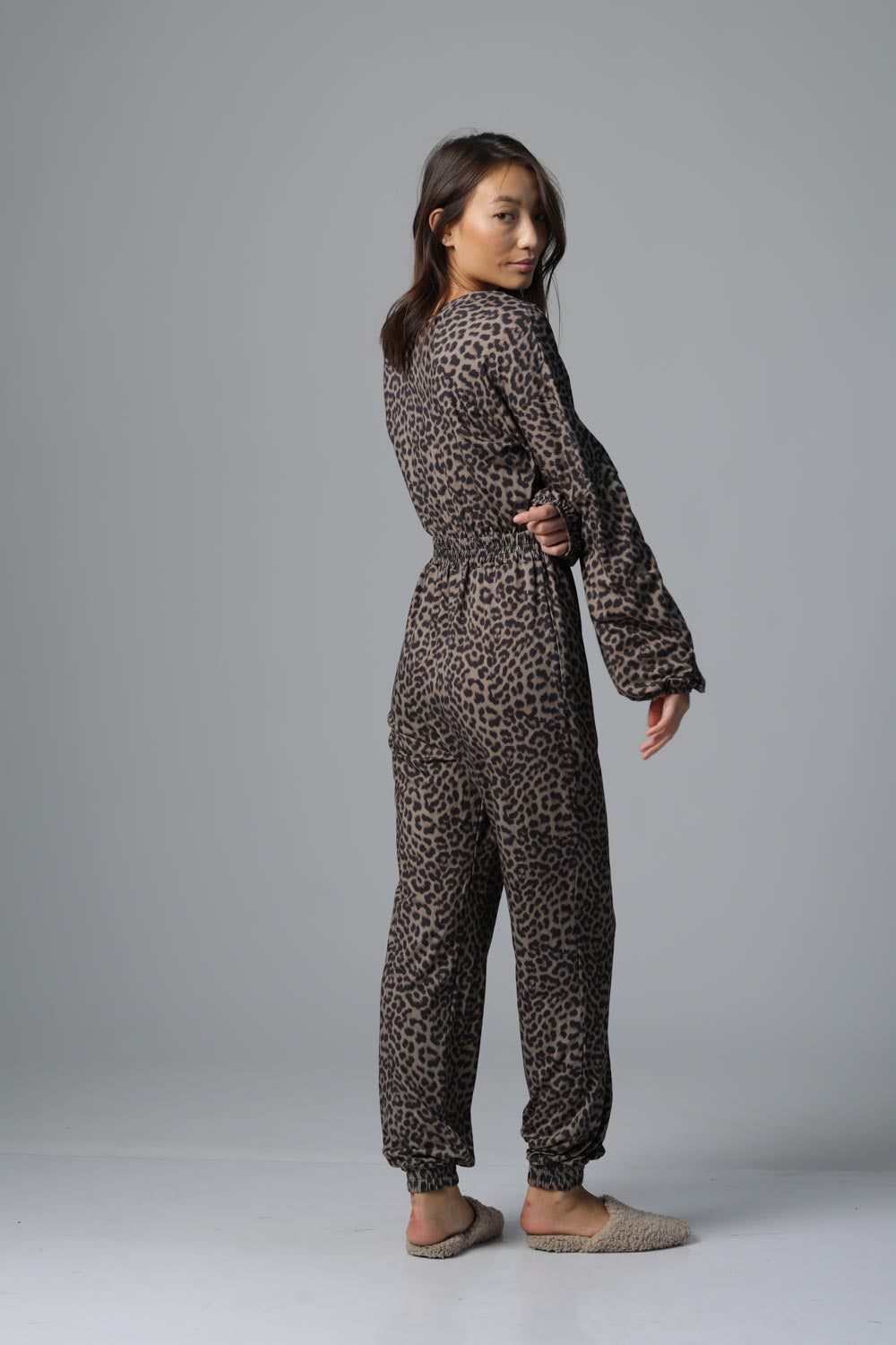 אוברול מנומר ארוך Really Leopard Jumpsuit גב