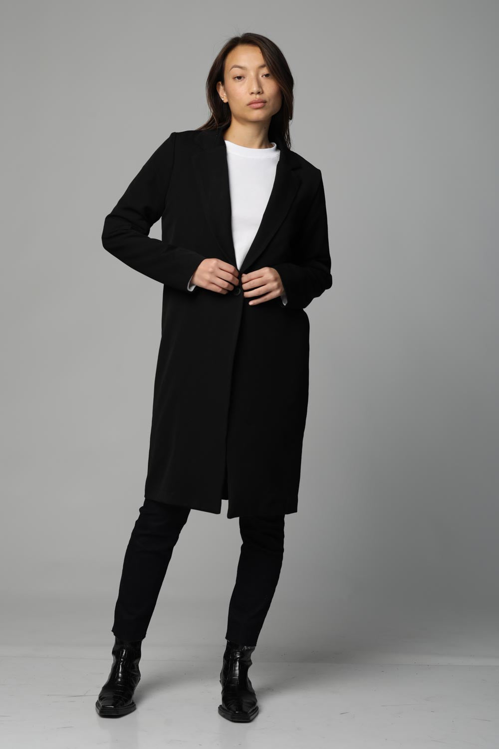 זקט בלייזר ארוך לנשים Longie Black Blazer