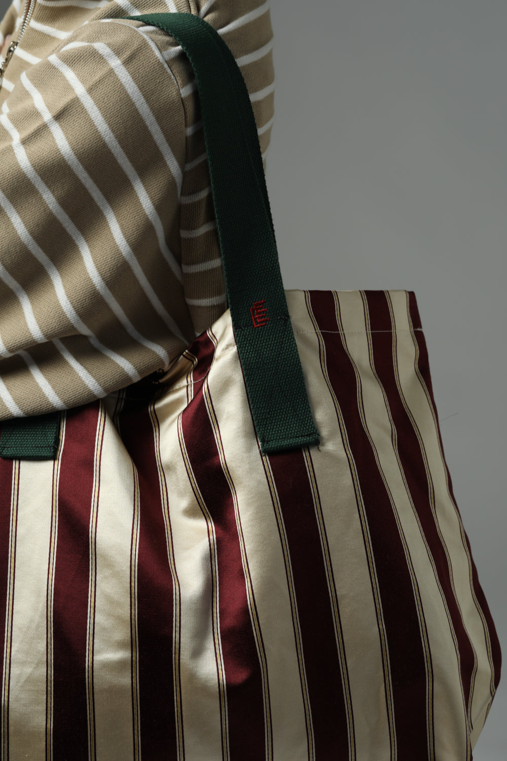 תיק פסים EE Stripes Bag SEESTARZ